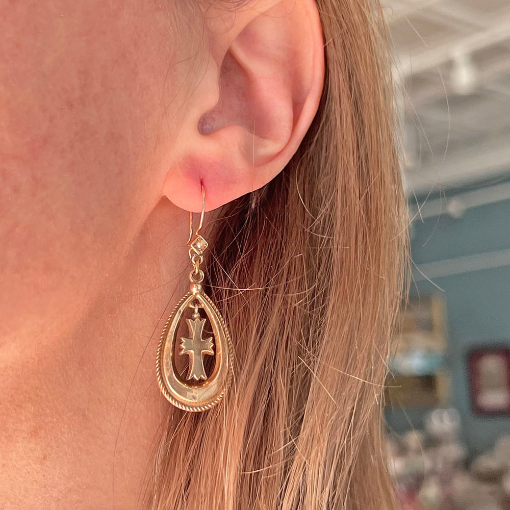 Victorian gold drop earrings graceful design