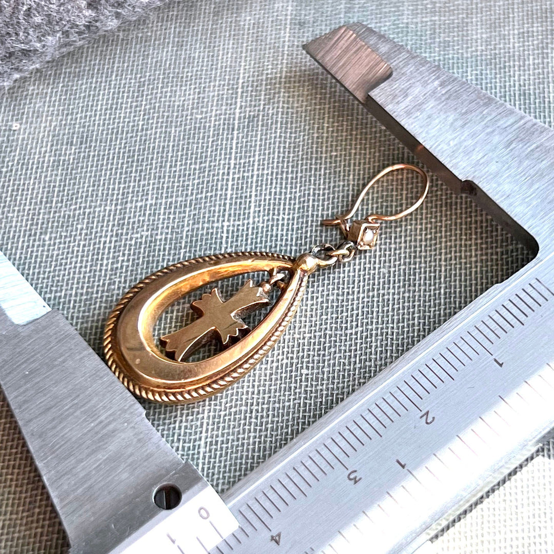Elegant vintage gold cross earrings