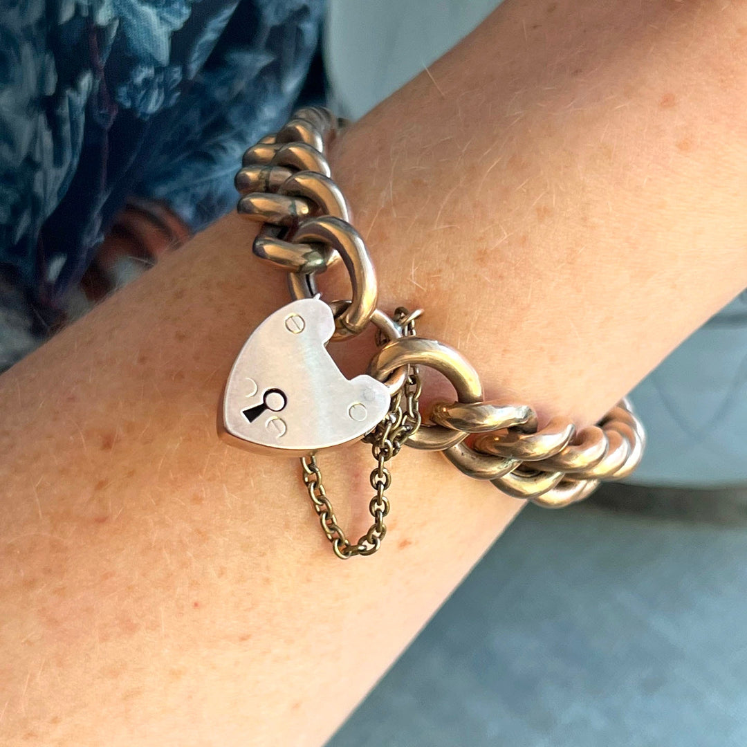 Antique gold curb bracelet romantic design