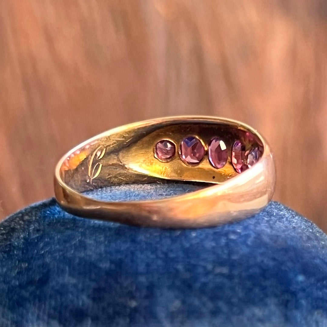 Detailed view of antique ruby setting