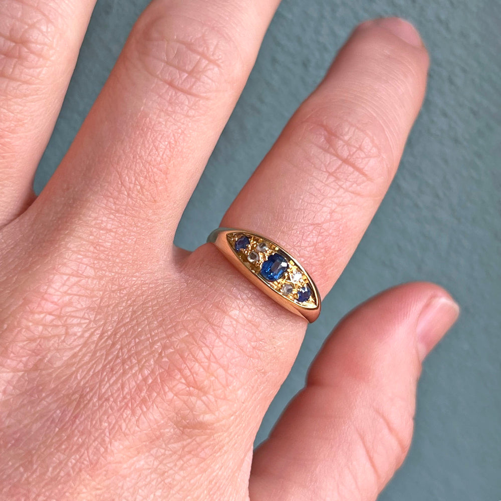 Antique Victorian Sapphire Diamond Ring 18k Gold c.1900