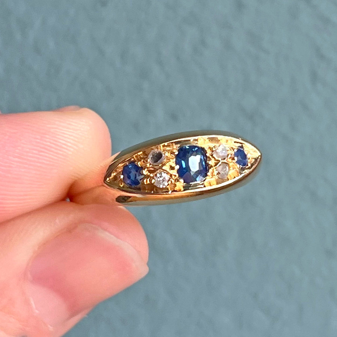 Antique Victorian Sapphire Diamond Ring 18k Gold c.1900
