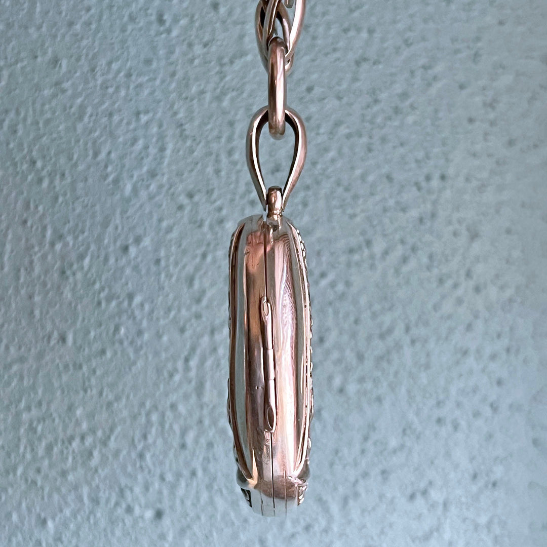 Side profile of Victorian silver collar necklace
