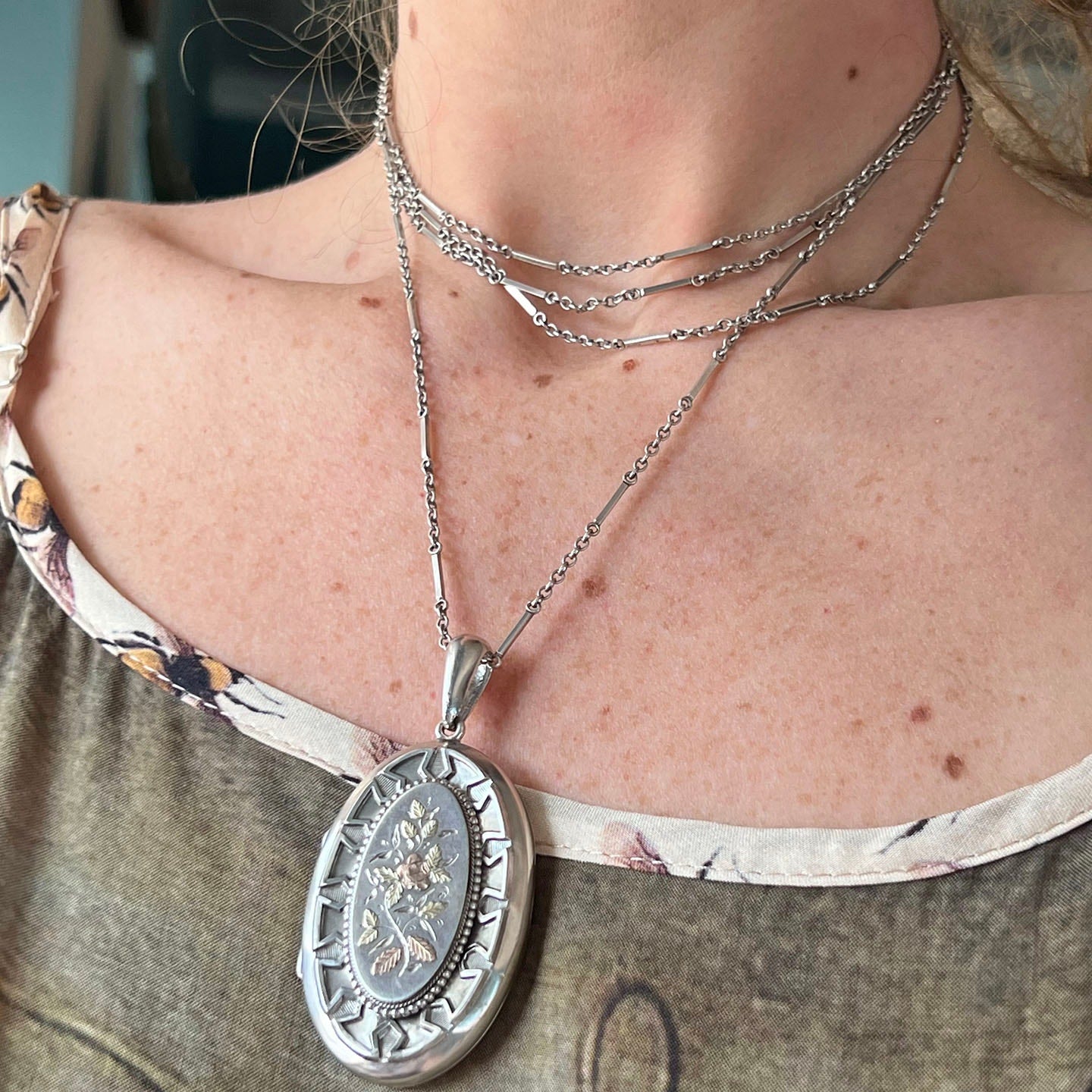 Antique_Victorian_Silver_Engra