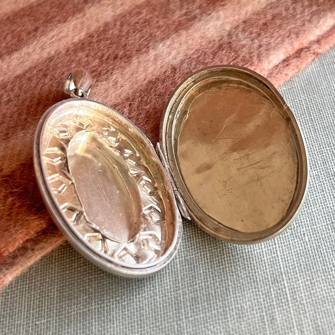Antique Victorian Silver Engraved Rose Locket c. 1890