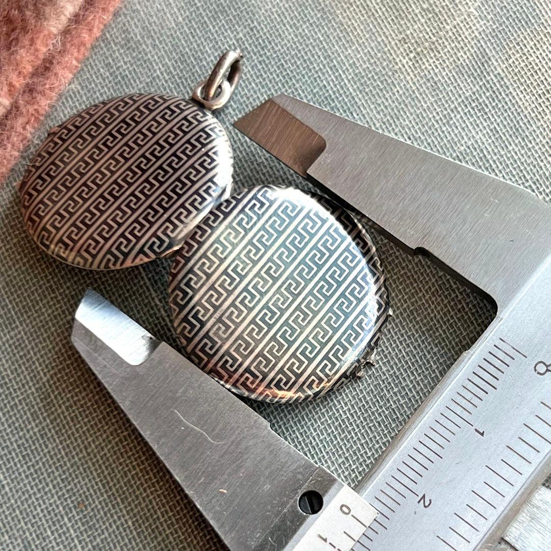 Antique Victorian Silver Niello Locket with Dried Flowers c. 1890