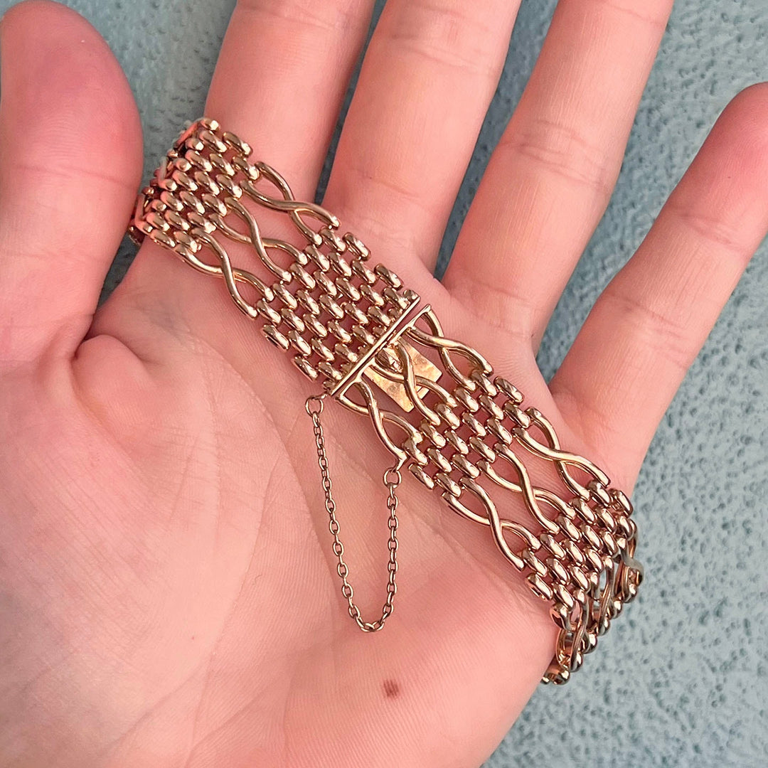 Victorian gold gate bracelet articulated link design