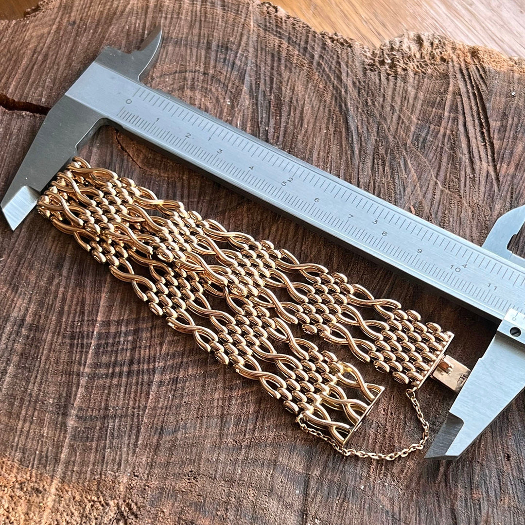 Antique gate link bracelet classic Victorian English design