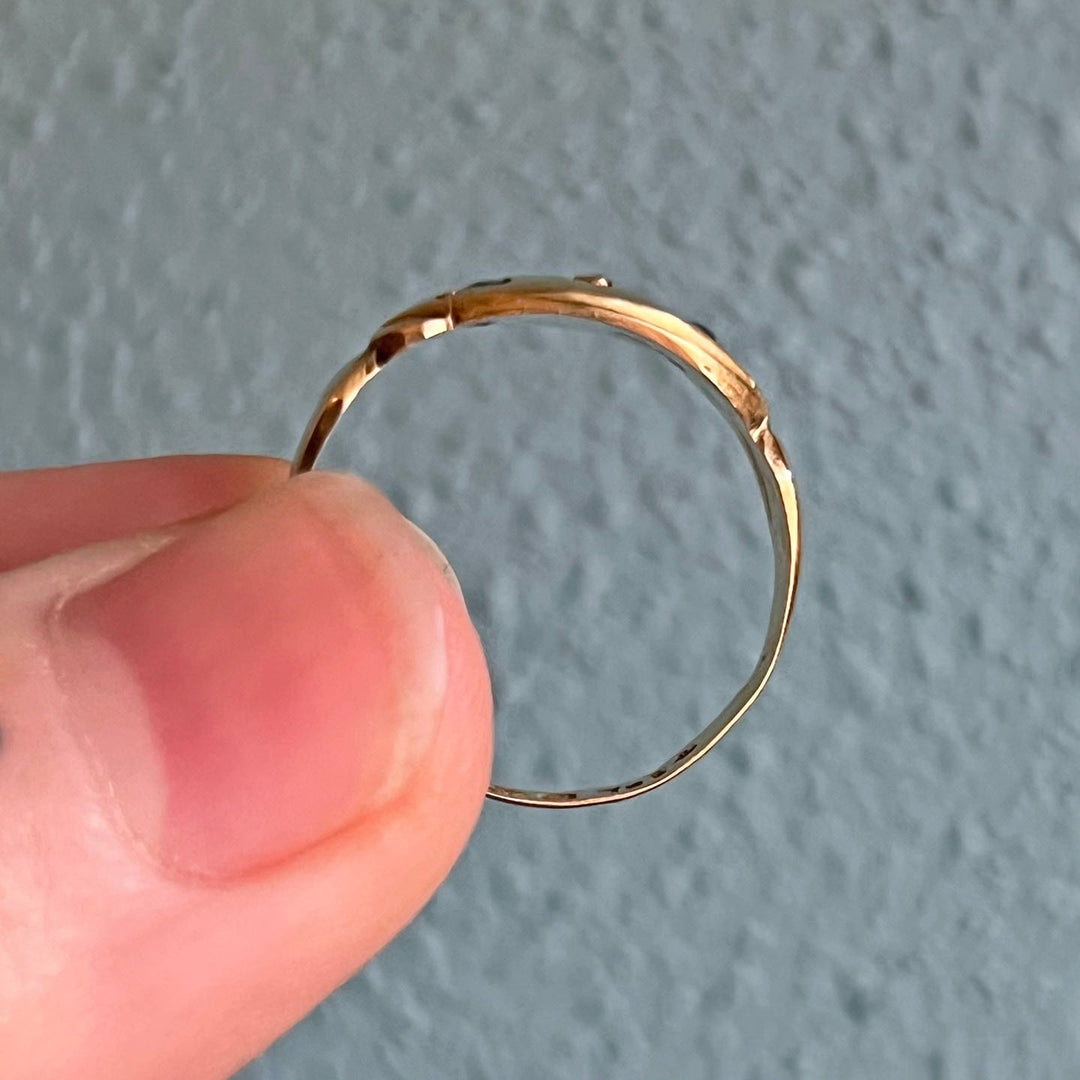 Side view antique ruby diamond ring gold band