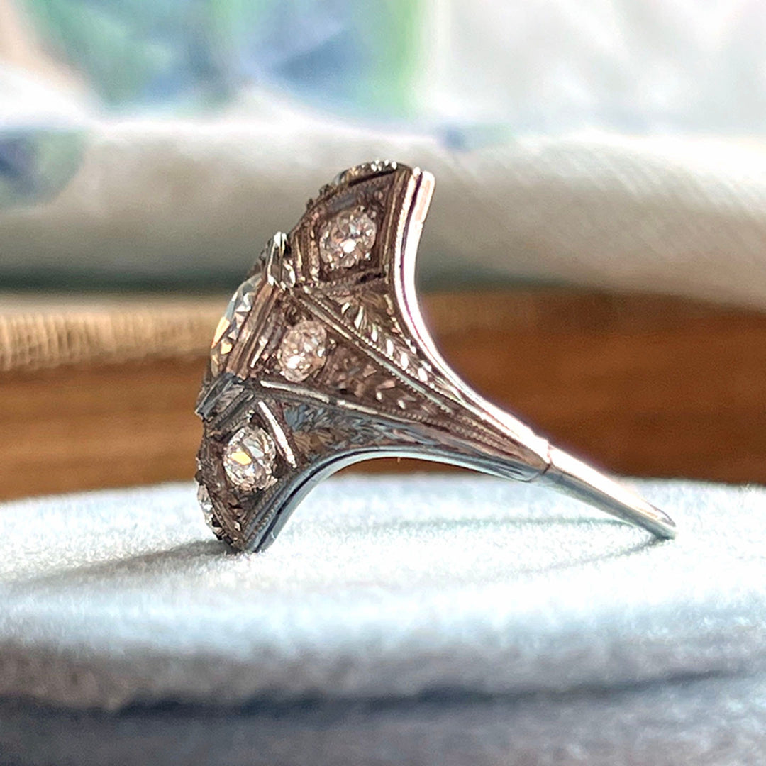 Art Deco Platinum Diamond Ring, 1920s