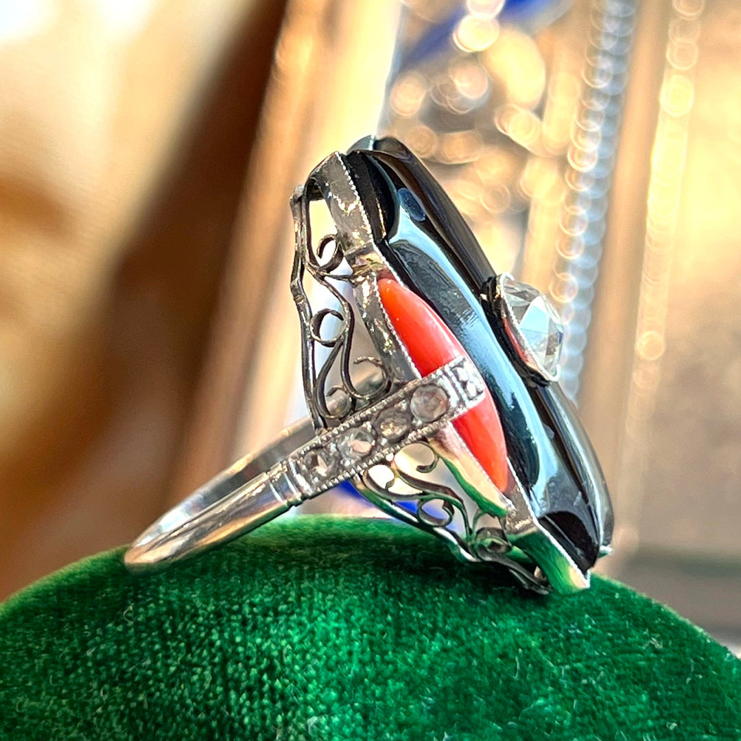 Side profile of platinum diamond ring