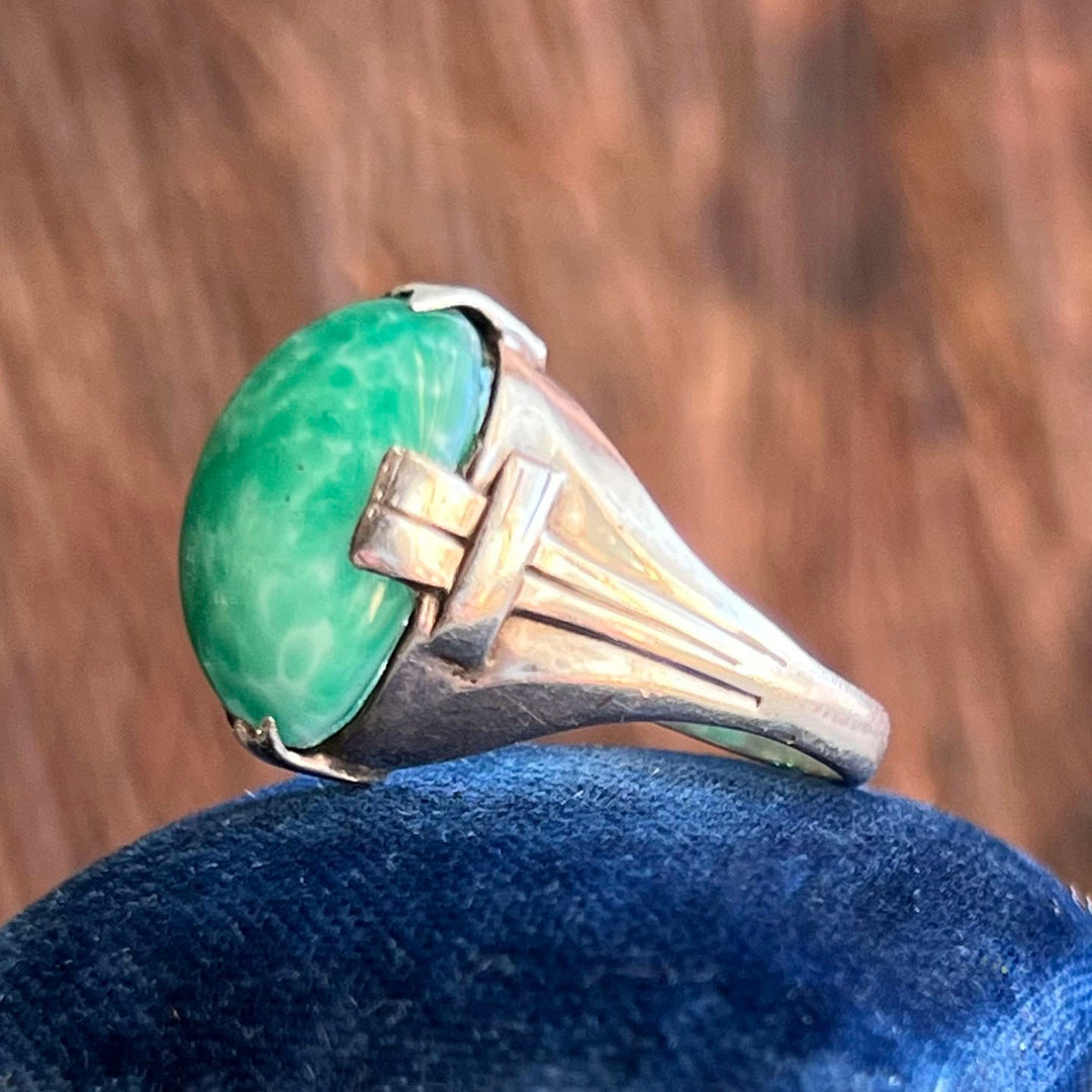 Collectible silver green glass ring