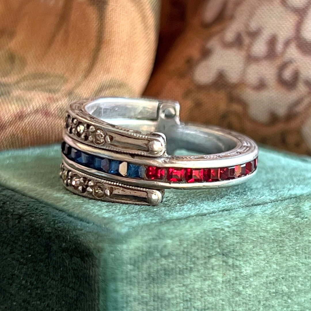 Side view silver flip ring rotating band design