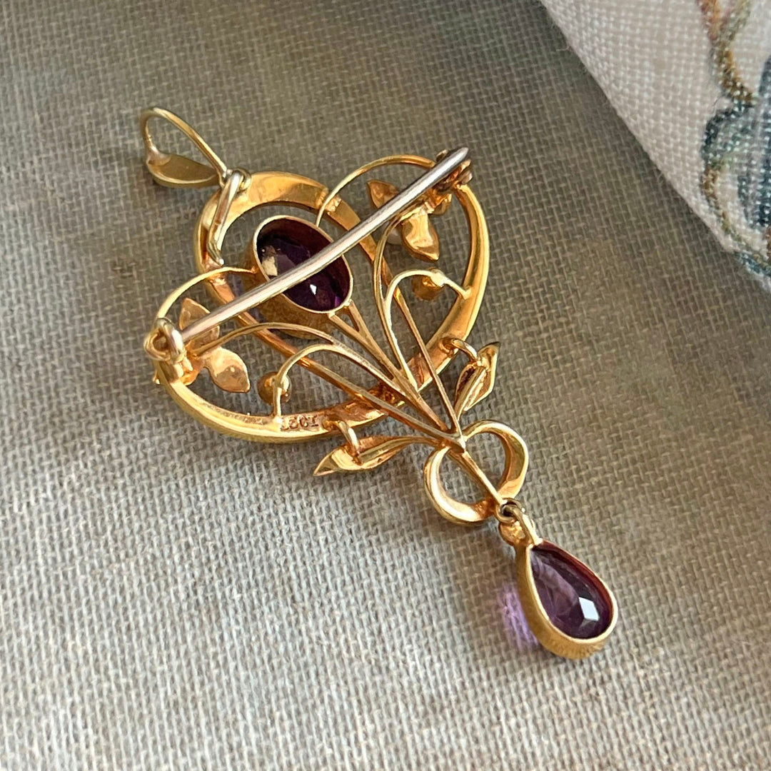 Art Nouveau 15 Karat Gold Amethyst Pearl Pendant Brooch, c. 1900