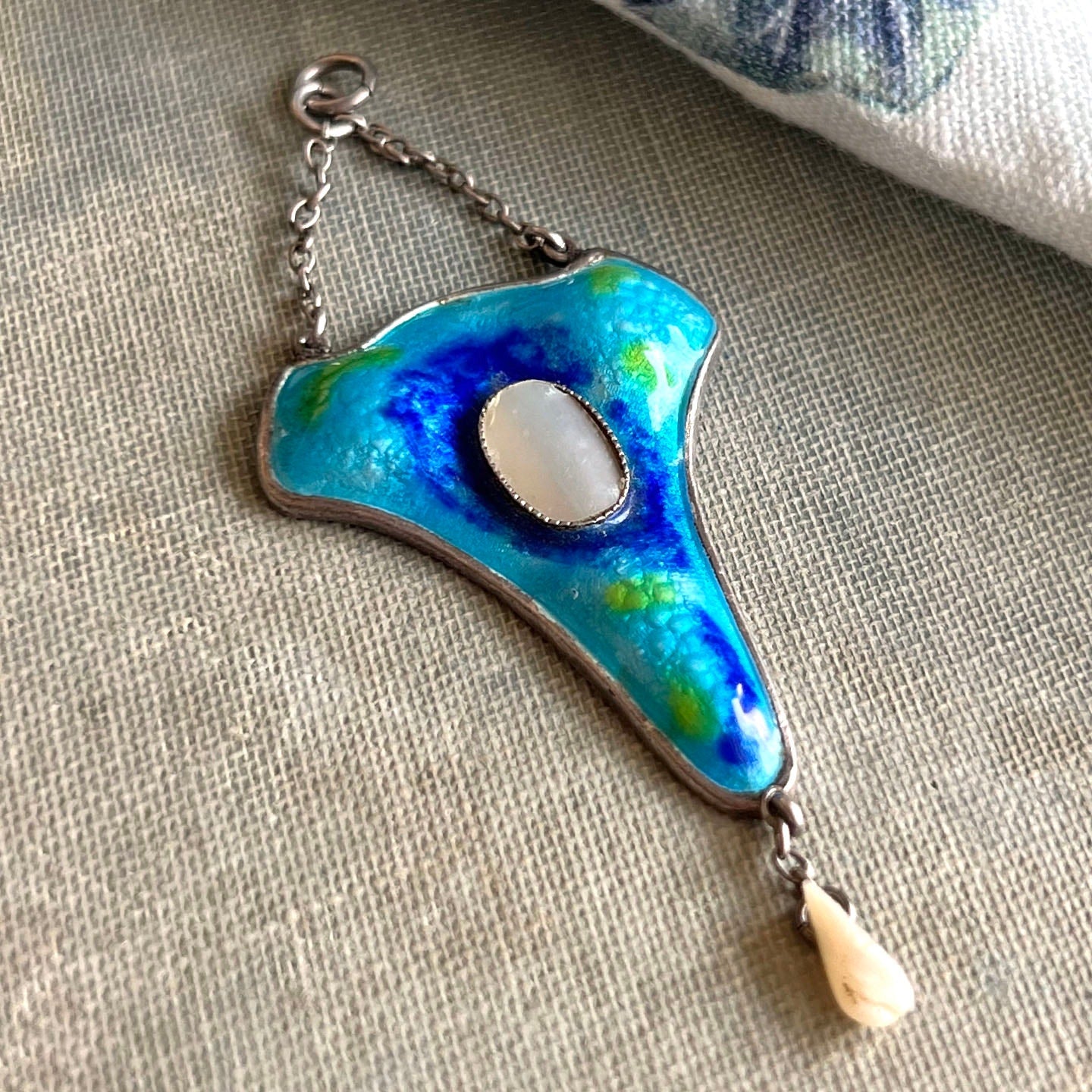 Art Nouveau Silver Enamel Pendant, Birmingham 1908 Art Nouveau Silver Enamel Pendant, Birmingham 1908