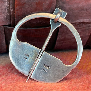 Vintage Alexander Ritchie Silver Penannular Brooch Pin
