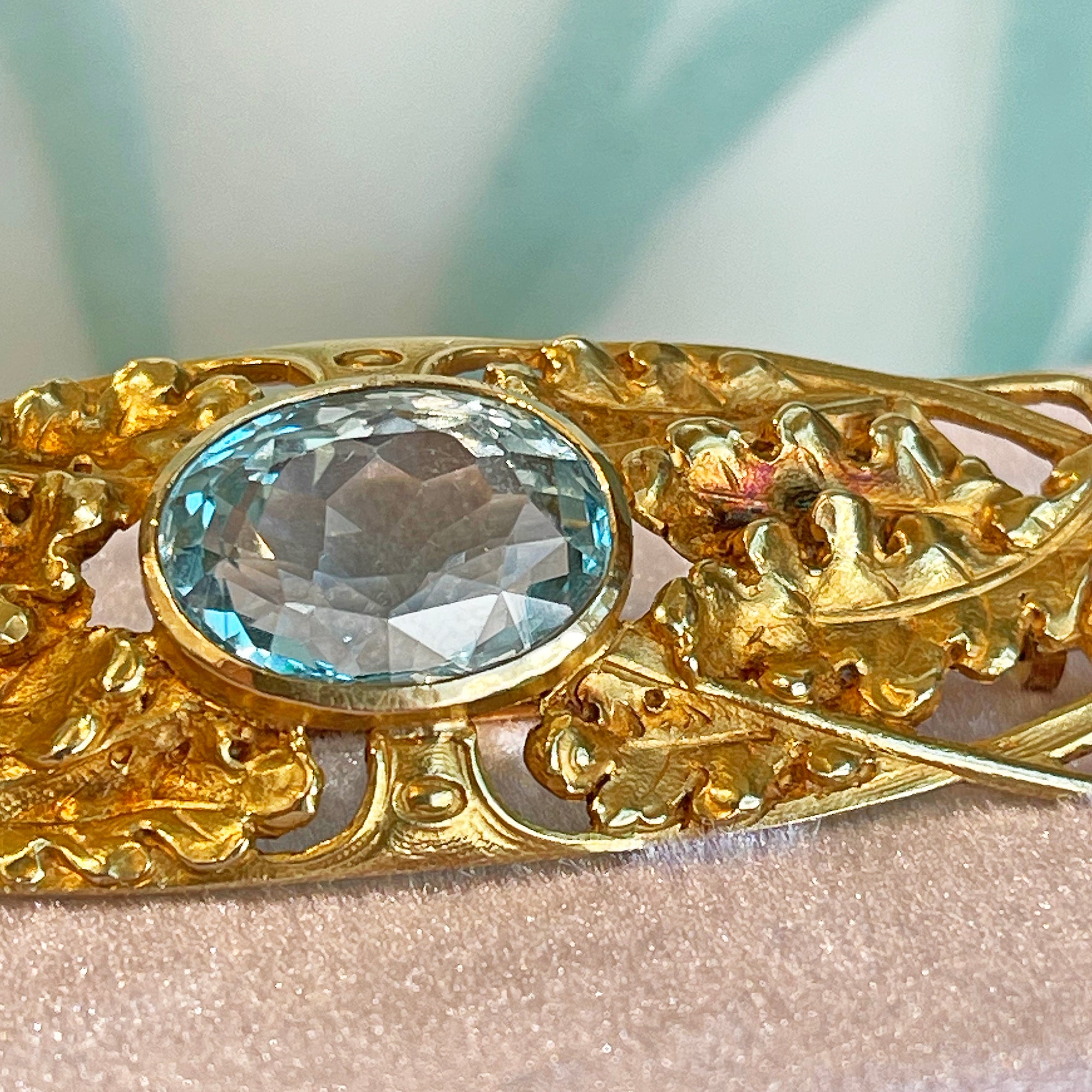 Antique French Art Nouveau Aquamarine and Gold Brooch