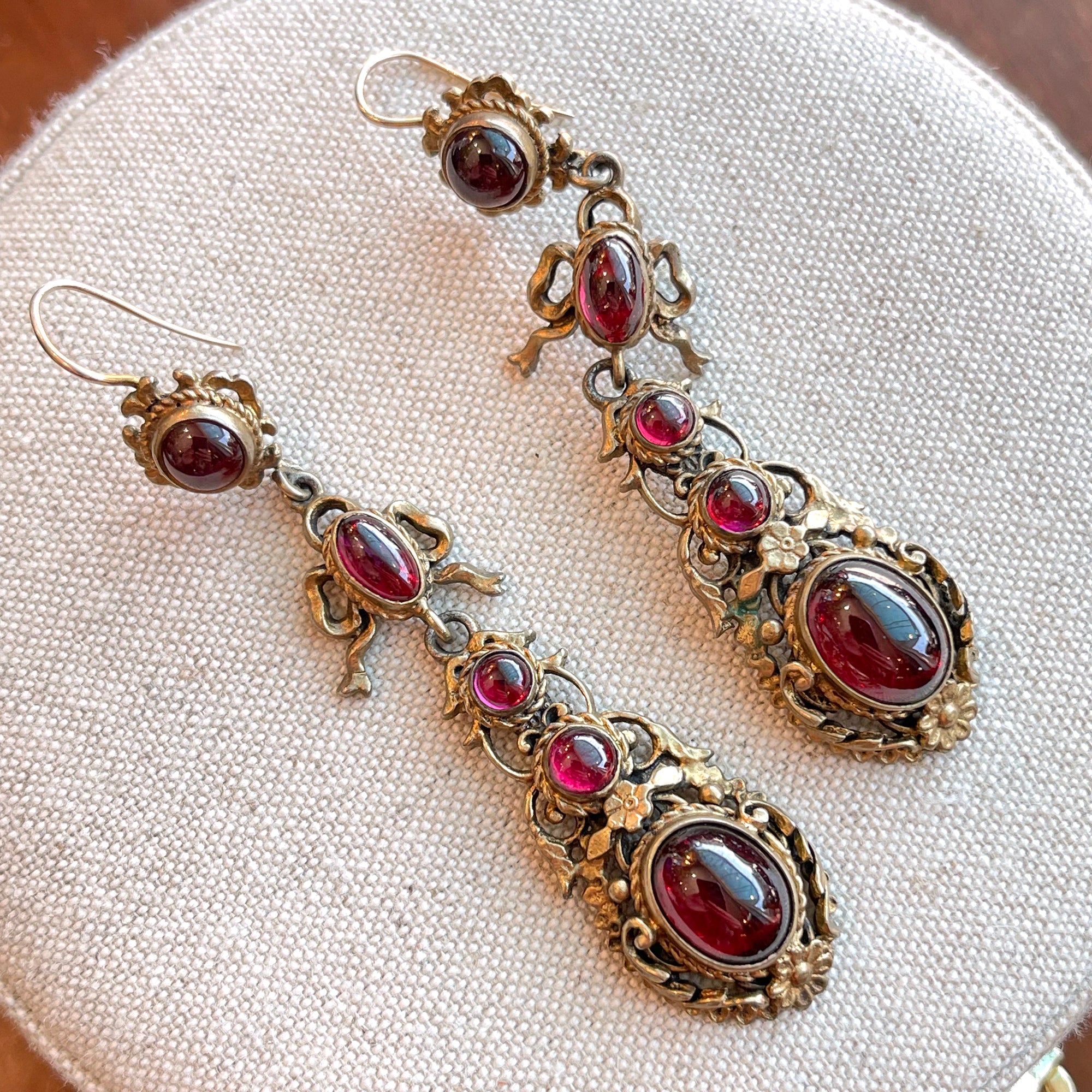 Garnet Byzantine Gems Drop Earrings – LACMA Store