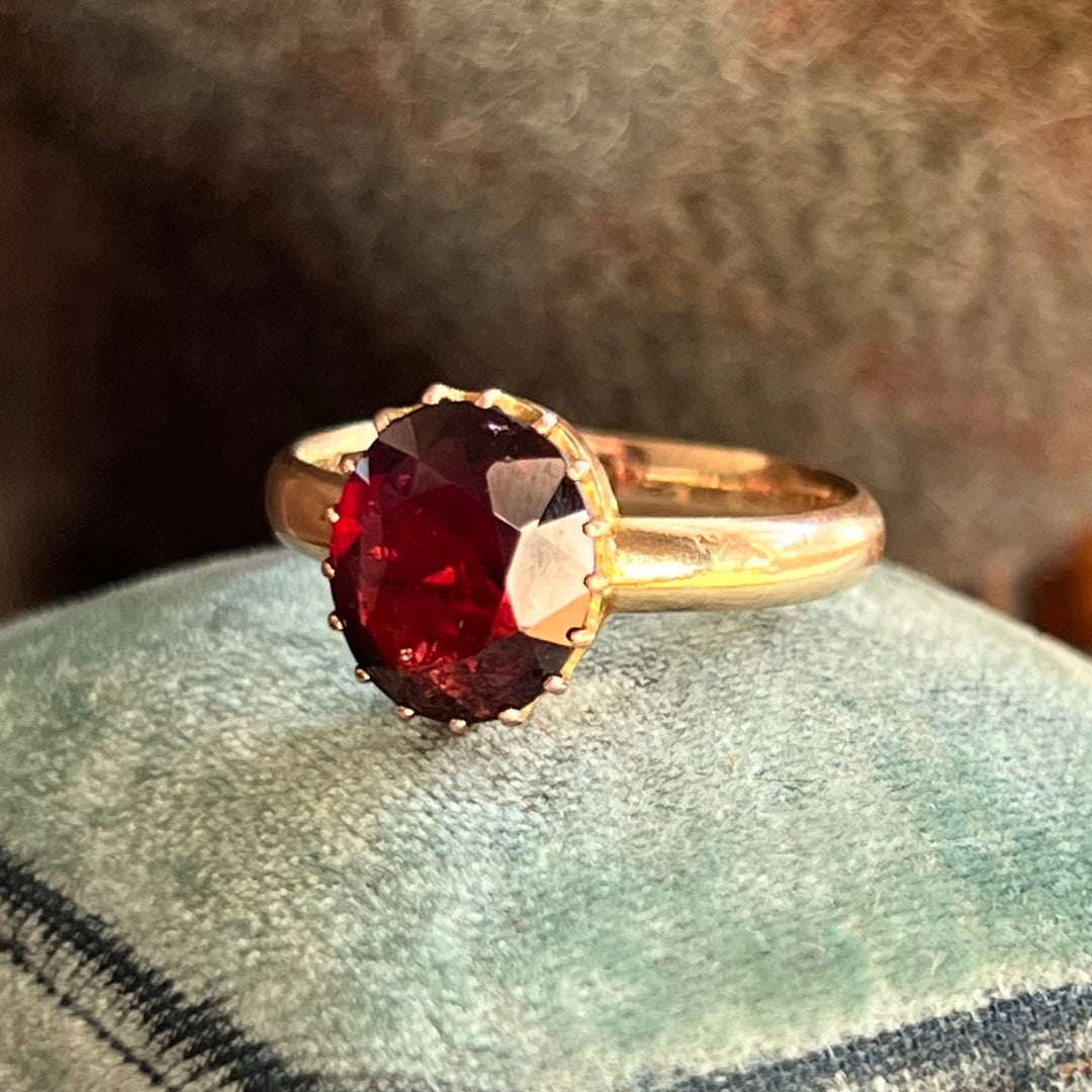 Edwardian 9 Karat Gold Garnet Ring Birmingham 1918 Antique Oval Garnet Ring Size 7.5