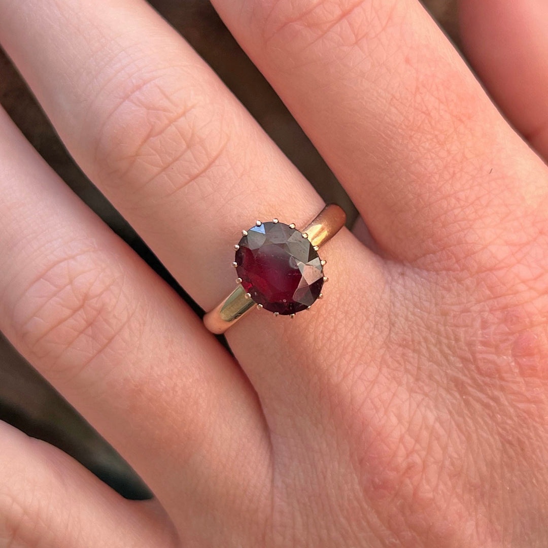 Edwardian 9 Karat Gold Garnet Ring Birmingham 1918 Antique Oval Garnet Ring Size 7.5