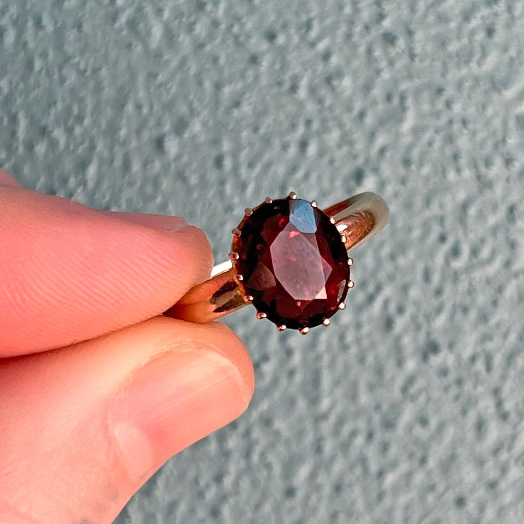 Edwardian 9 Karat Gold Garnet Ring Birmingham 1918 Antique Oval Garnet Ring Size 7.5