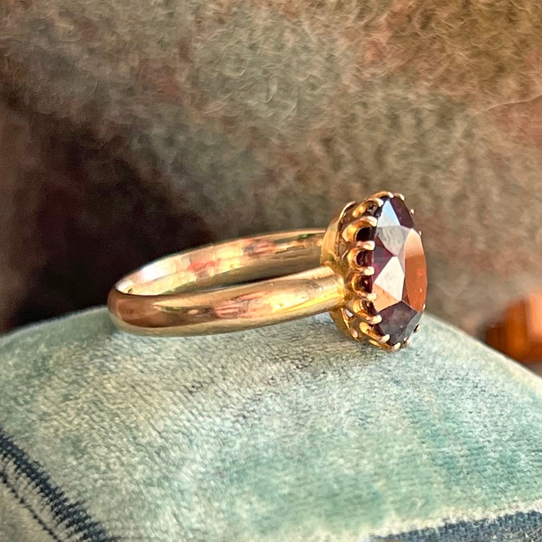 Edwardian 9 Karat Gold Garnet Ring Birmingham 1918 Antique Oval Garnet Ring Size 7.5
