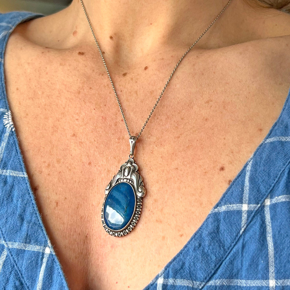 Elegant Art Deco Silver Swiss Lapis Pendant c.1920