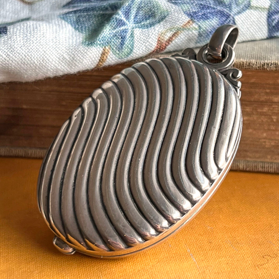 French Silver Wave Pattern Slide Locket Pendant, c. 1900
