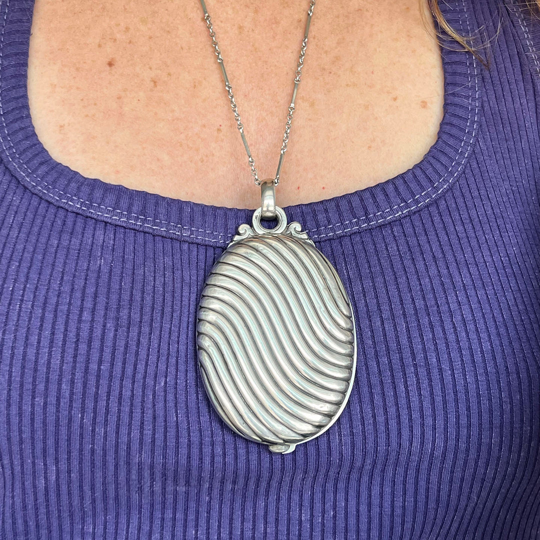 French Silver Wave Pattern Slide Locket Pendant, c. 1900