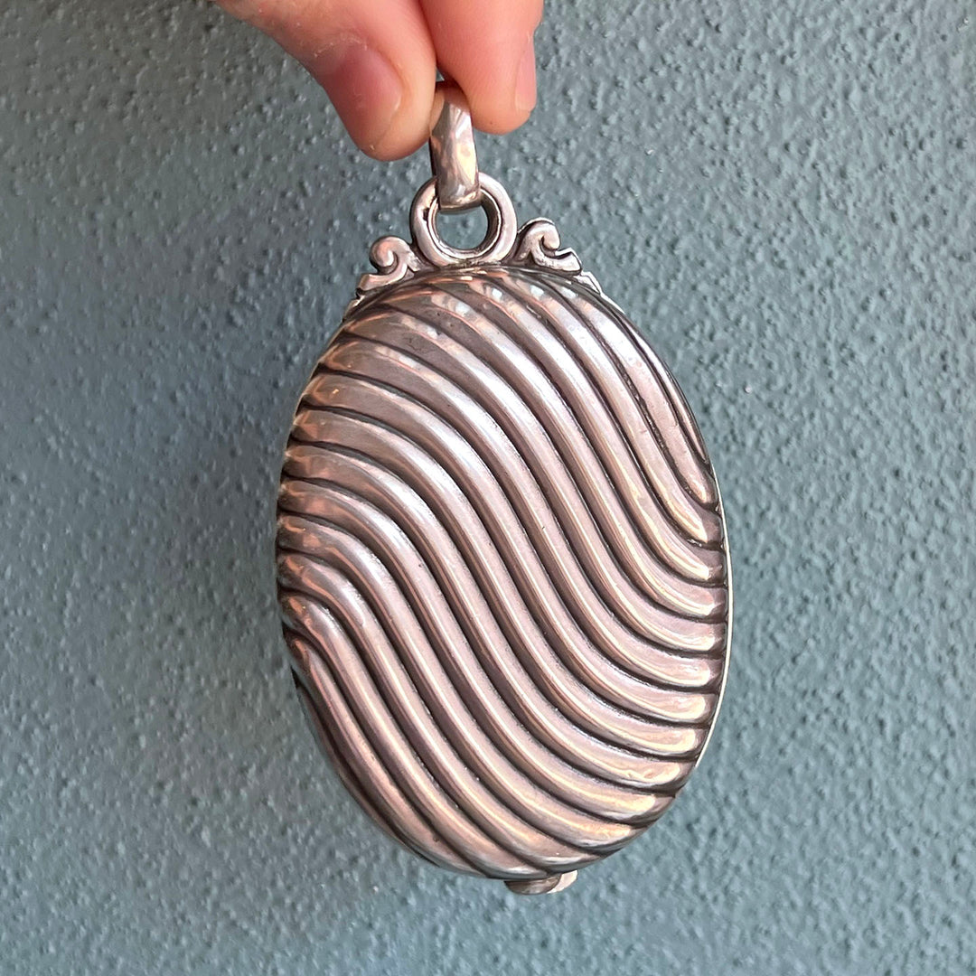 French Silver Wave Pattern Slide Locket Pendant, c. 1900