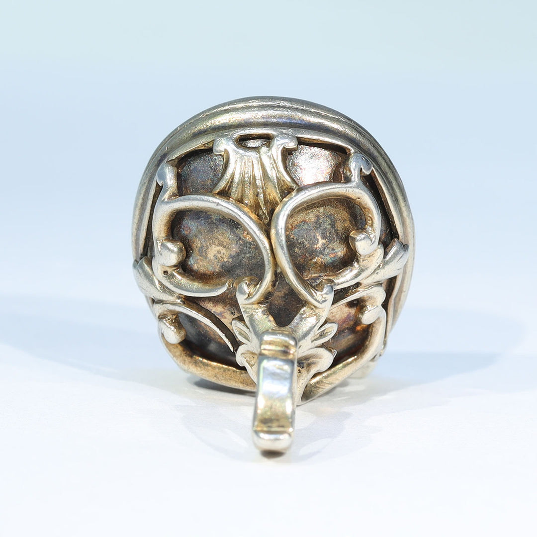 Georgian Gold Carnelian “L’Amour” Bee and Flower Seal Fob c.1800