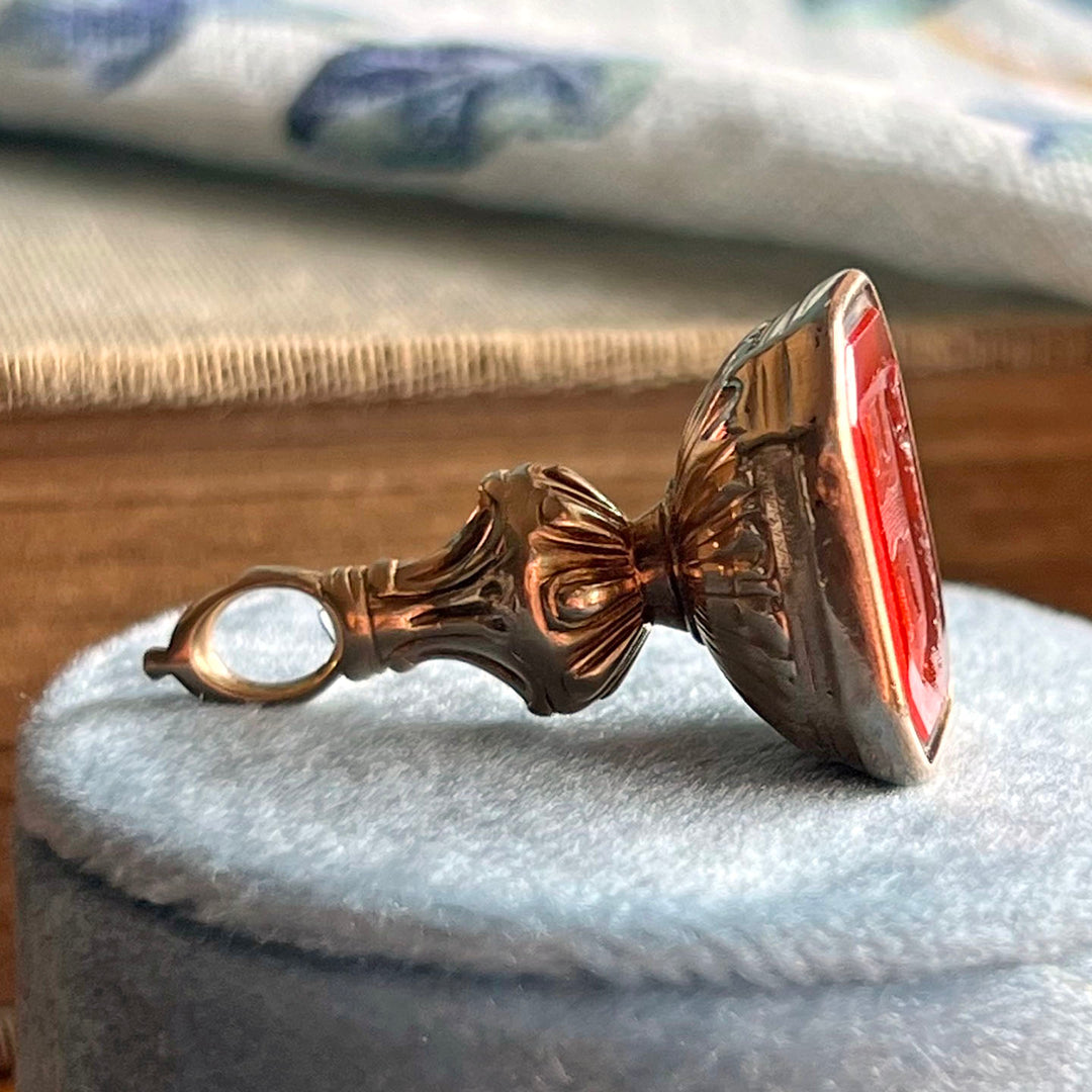 Georgian Gold Cased Carnelian Intaglio Crest Fob Pendant, c. 1810