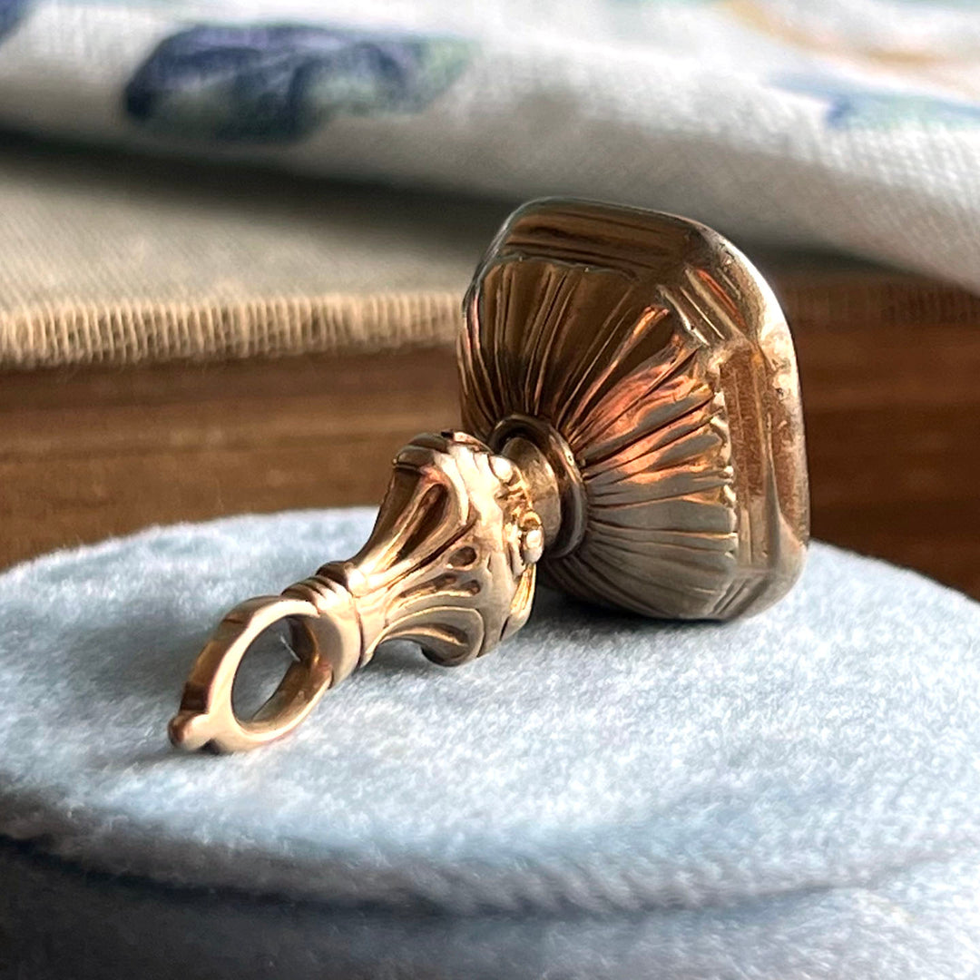 Georgian Gold Cased Carnelian Intaglio Crest Fob Pendant, c. 1810