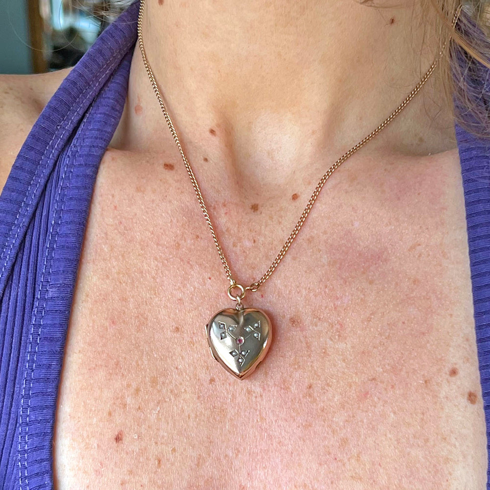 Antique Edwardian 9 Karat Gold Heart Locket Seed Pearls and Ruby, c. 1900