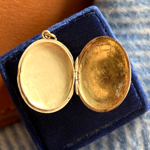 Antique Victorian Gold Anchor Locket