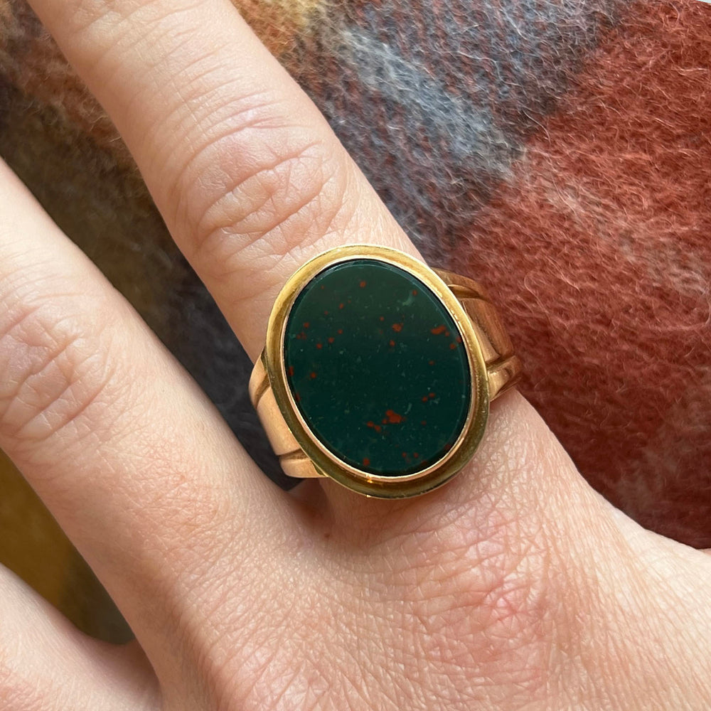 Large Mens Victorian Bloodstone Ring 18k Gold c.1880