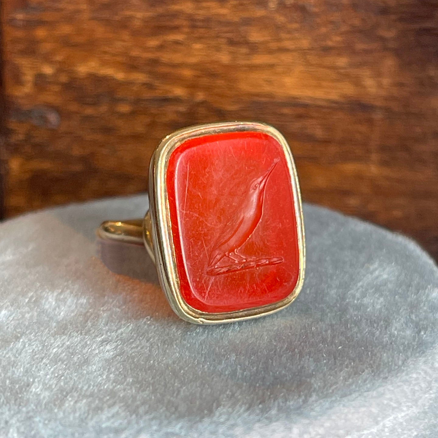 Early Victorian 15k Gold Carnelian Fob Pendant with Kingfisher Intaglio, c. 1830
