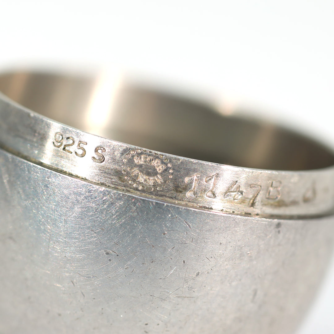 Silver Smooth Jensen Pill Box, Dated 1980