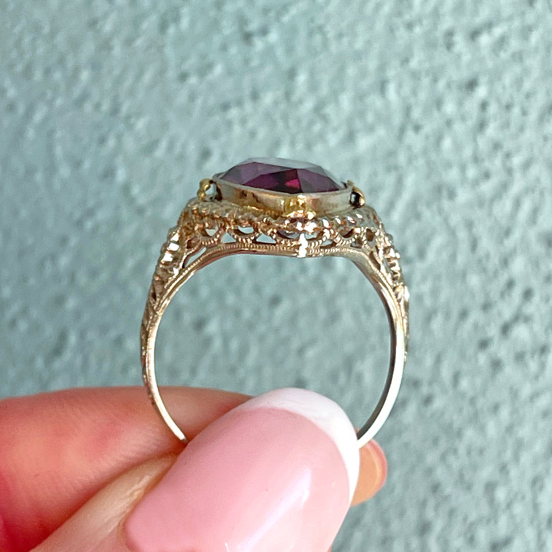 Antique 18K Gold Filigree Marquise Amethyst Ring