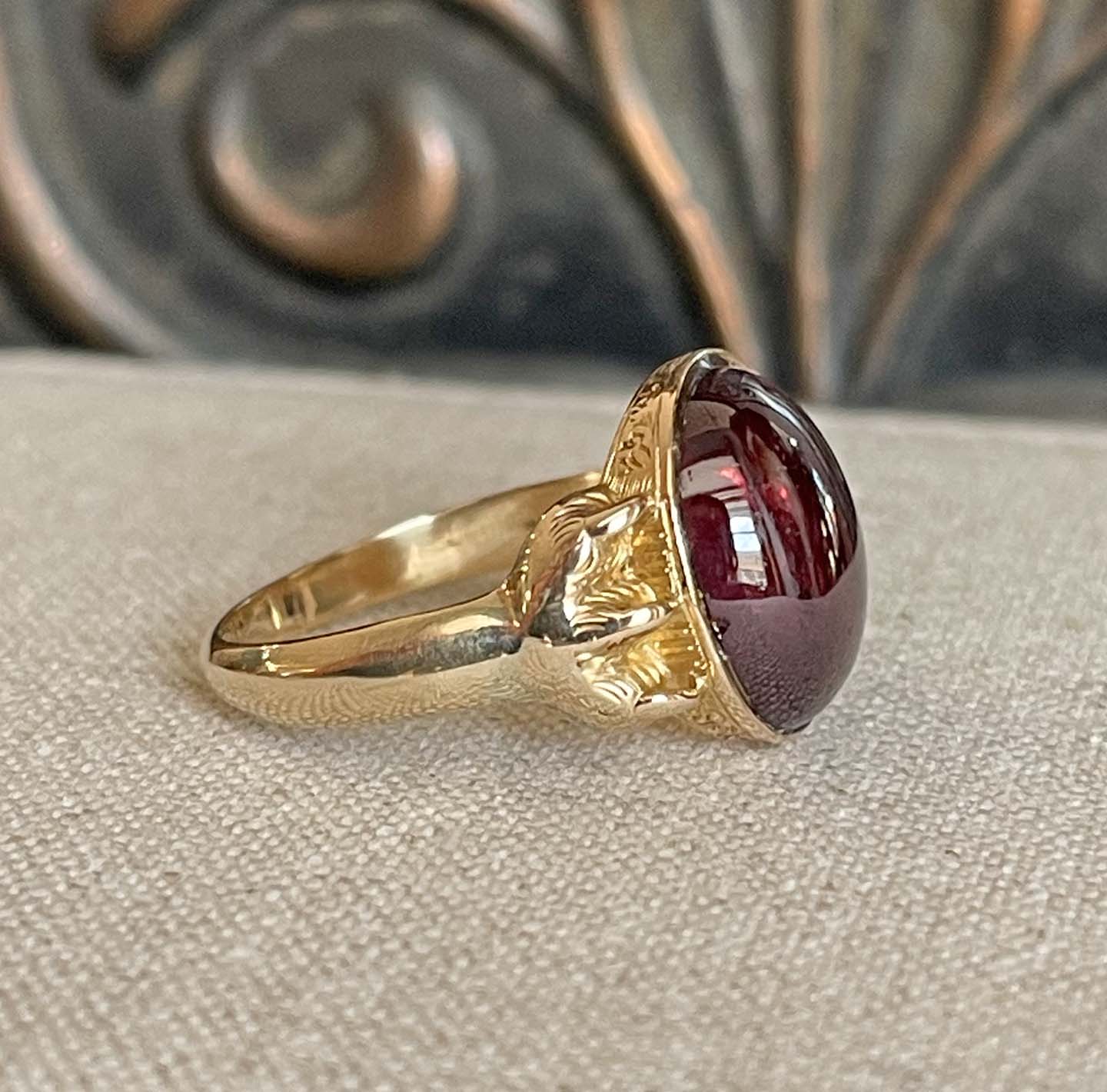 Garnet cabochon ring discount