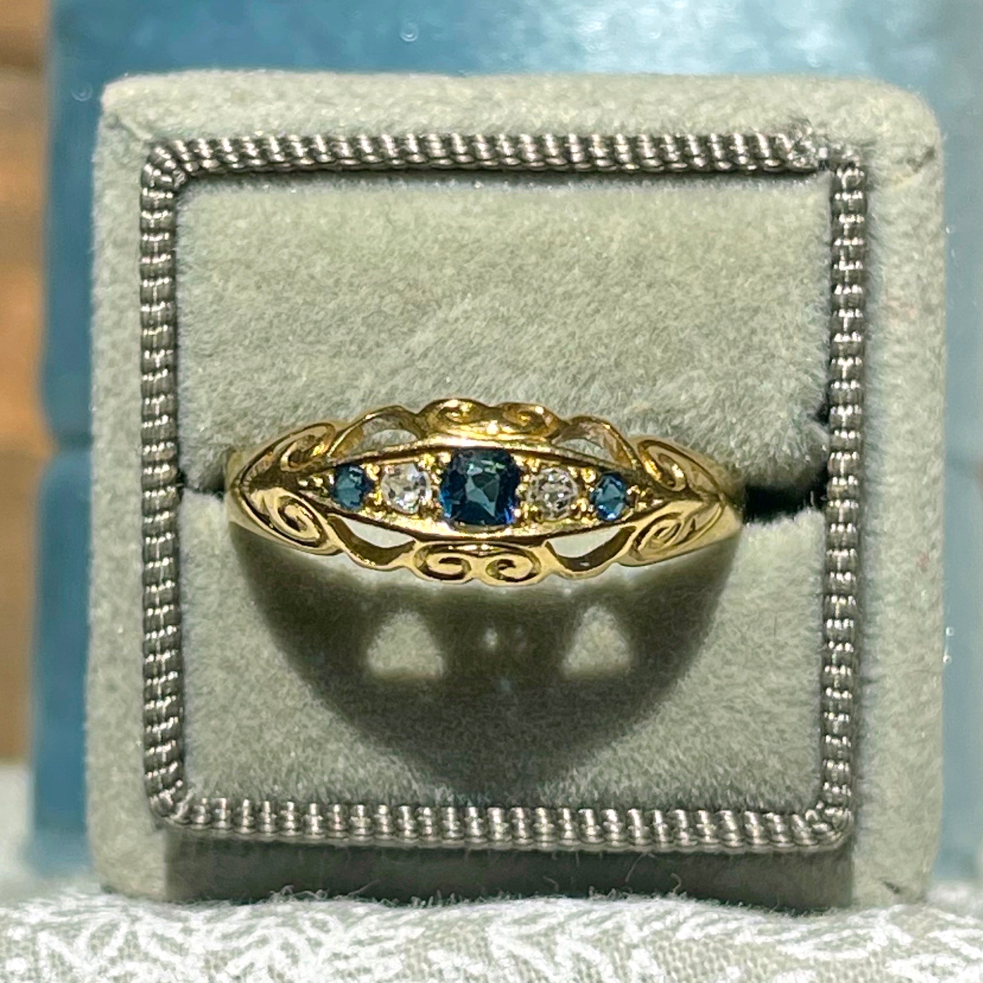 Victorian 5 Stone Sapphire Diamond Ring 18k Gold