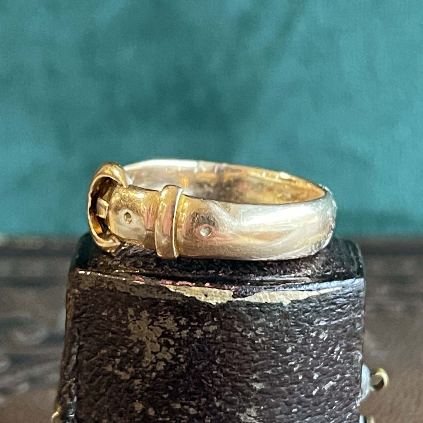 Victorian 15k Gold Buckle Ring Wedding Band