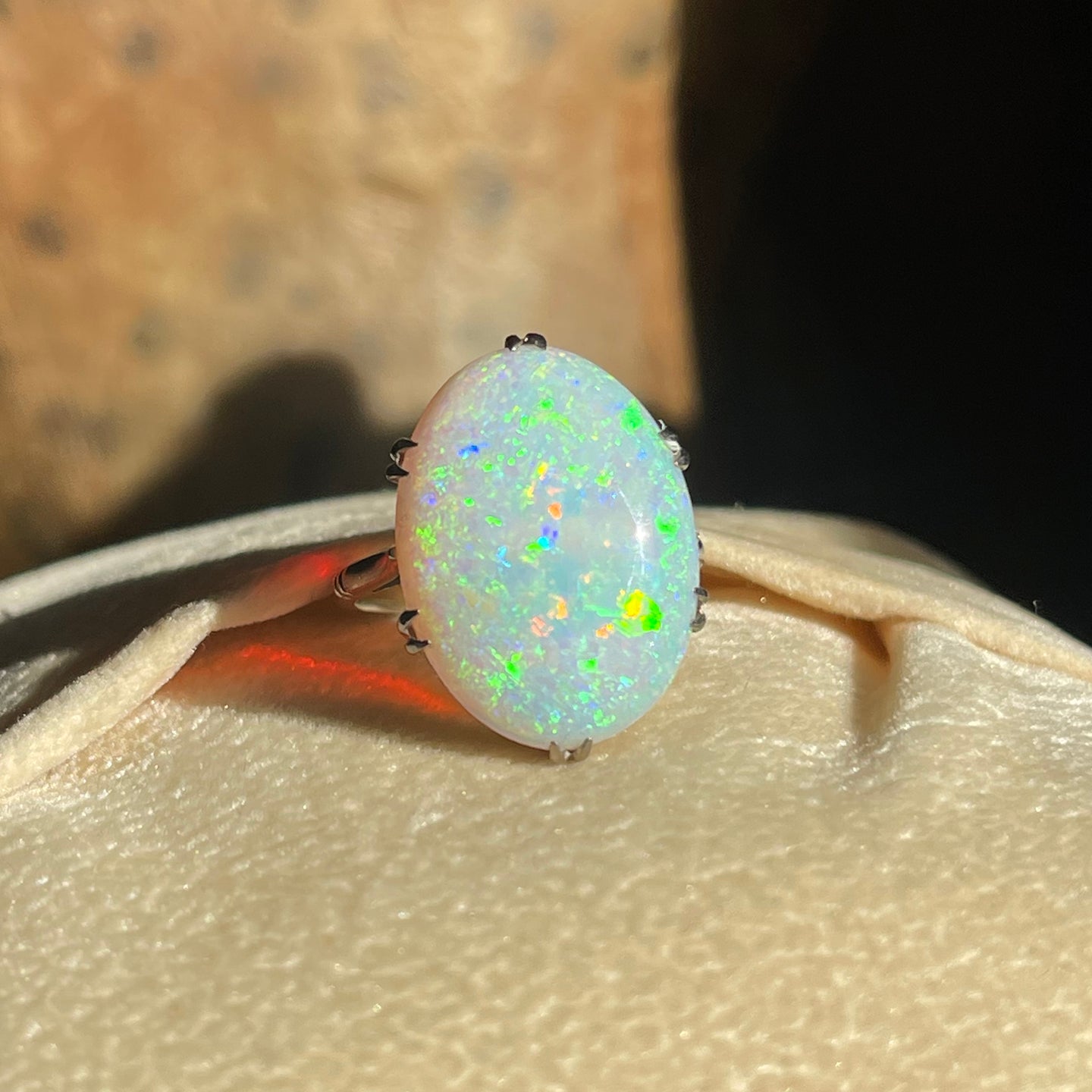 Vintage Art Deco Cabochon Opal Ring 18k White Gold