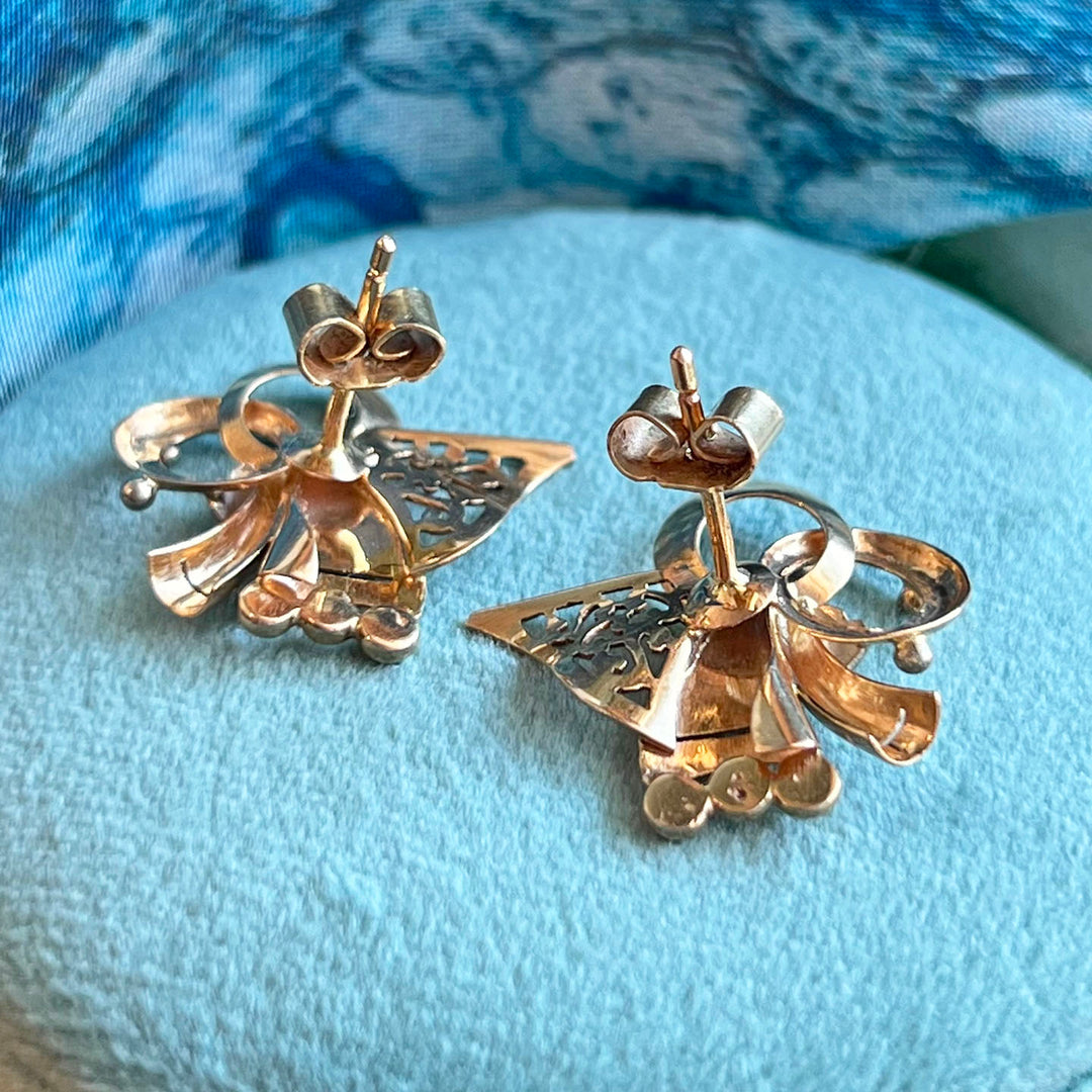 Retro Mid-Century 18k Gold Bow Earrings 1950s