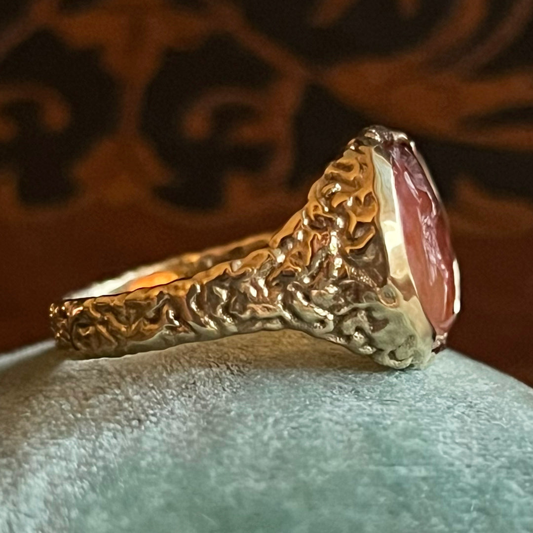 Roman Carnelian Intaglio Ring in 18k Gold in Vintage Mount