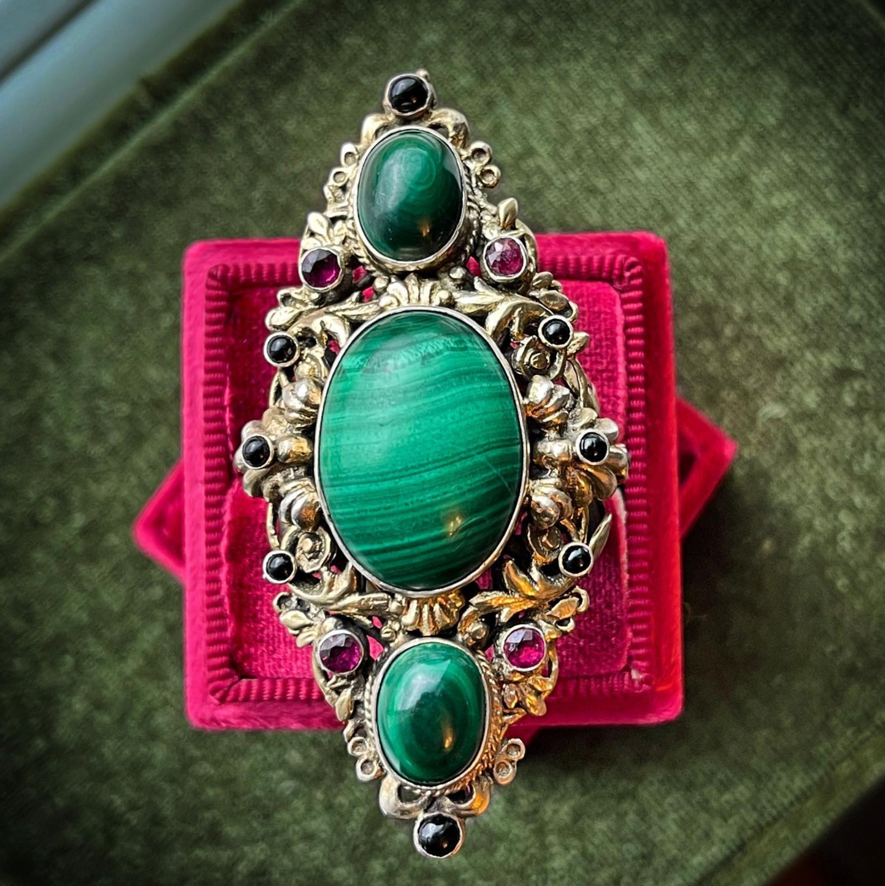 Antique Austro-Hungarian Malachite Garnet Ring in Silver Gilt