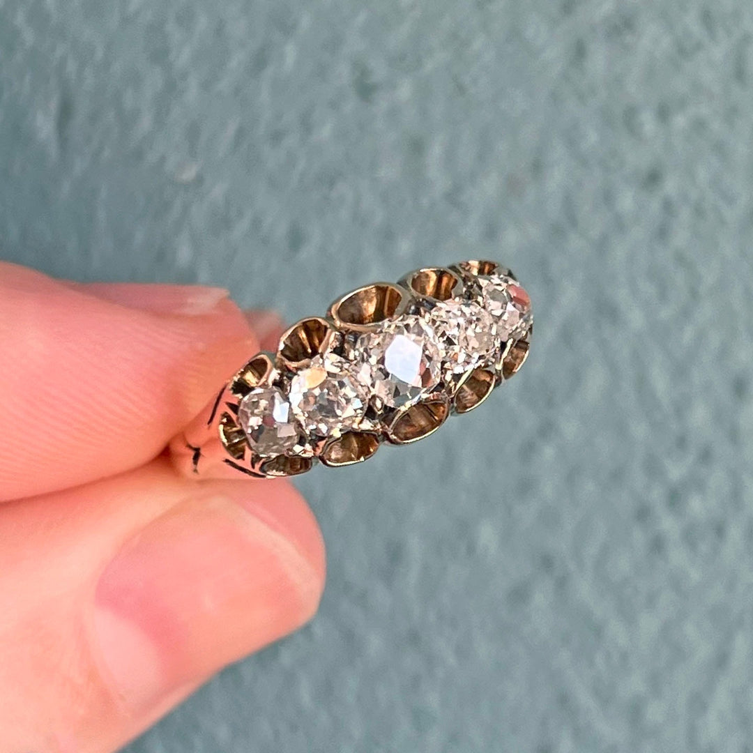 Victorian Cushion Cut Diamond Ring 18k Gold, c. 1890