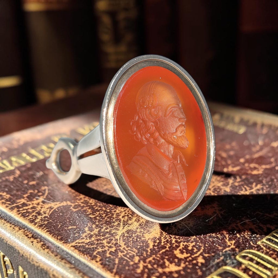 Victorian gold carnelian Shakespeare intaglio seal fob