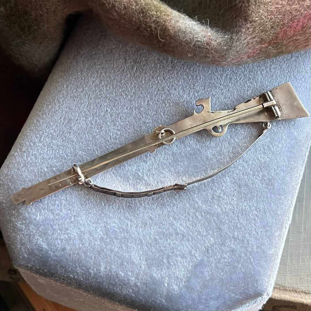 Victorian Scottish Agate Rifle Brooch, c. 1880