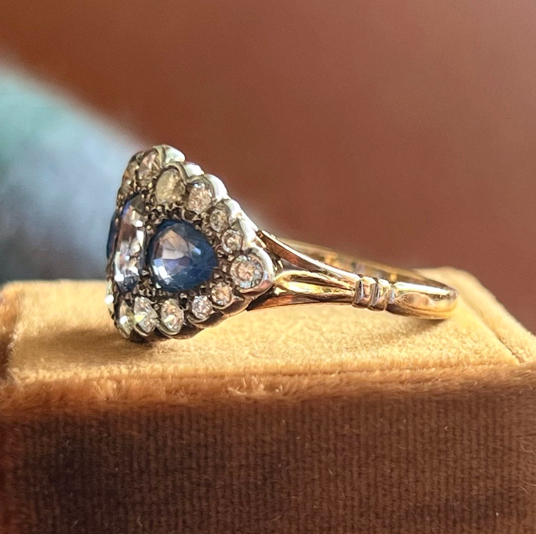 Vintage 18k Gold Sapphire and Diamond Ring